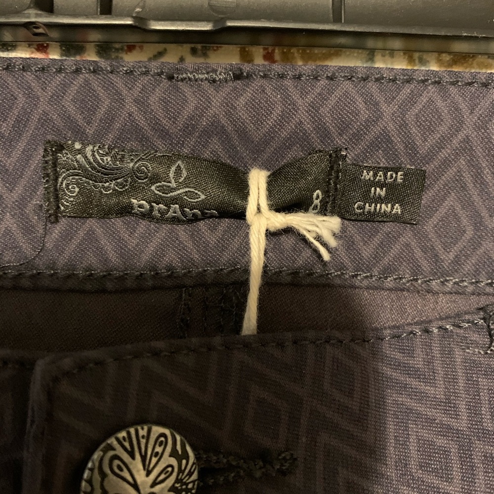Women’s PrAna black/grey outdoor pants size 8